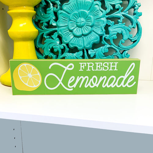 Green Fresh Lemonade Sign