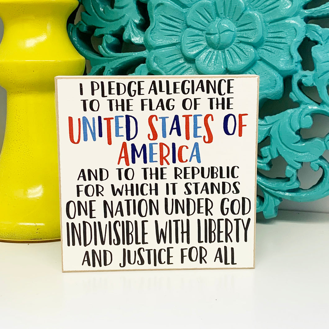 Pledge of Allegiance Sign - 4th of July Decor